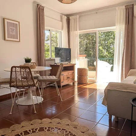 Sunny & Bright 1br In *